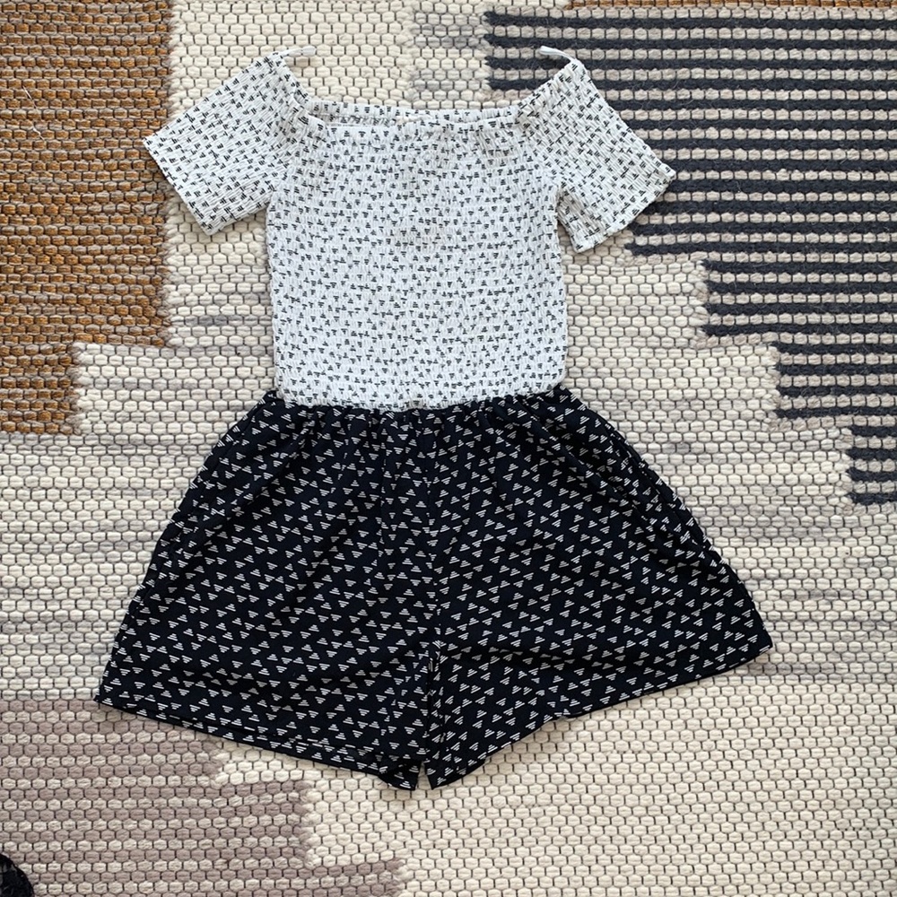 Black and white romper perfect for summer!